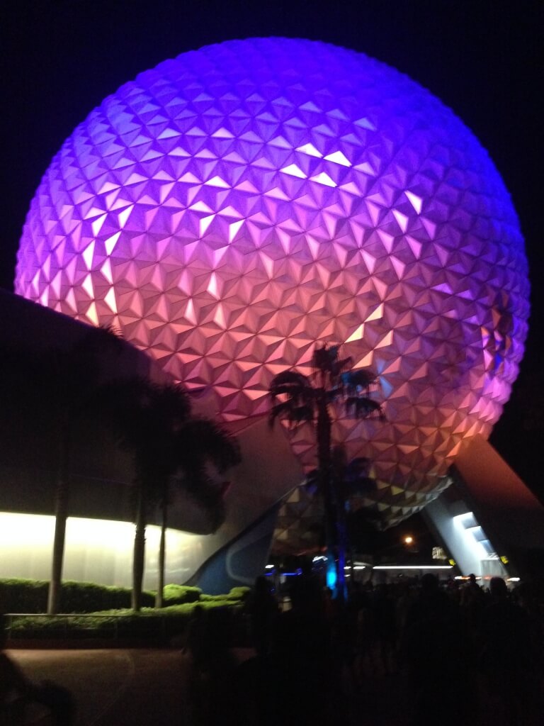 (2015-08-27) Spaceship Earth